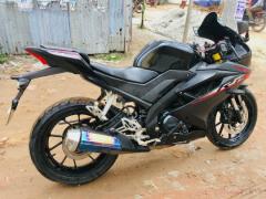 YAMAHA R15 V3